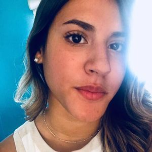 Meet your Posher, Viviana